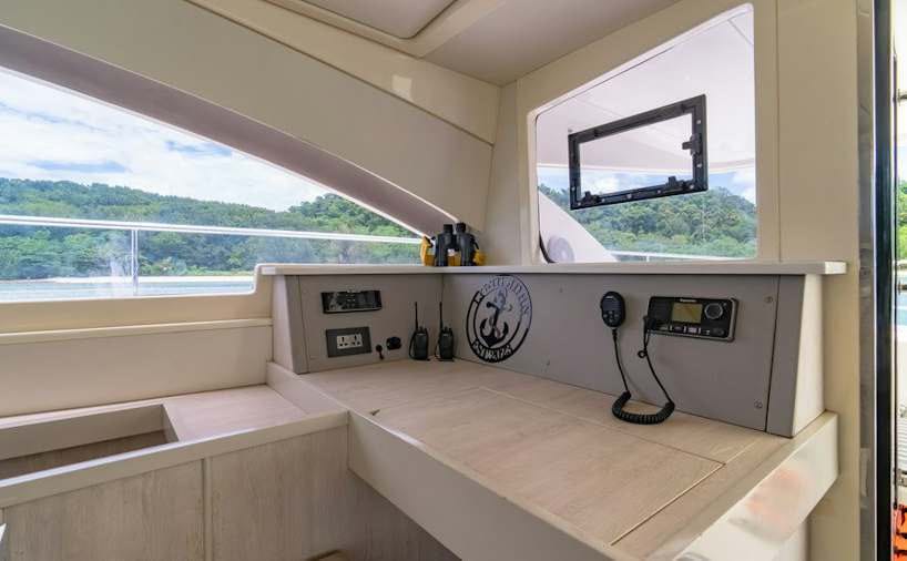 harmony cat nav station