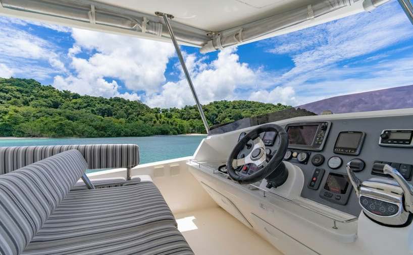 harmony cat flybridge helm